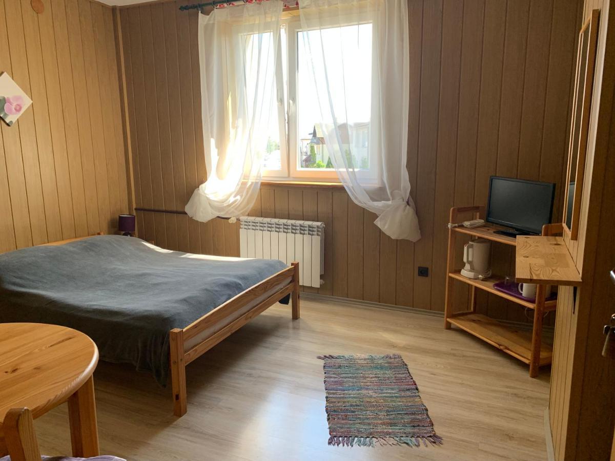 Pokoje Goscinne U Barbary Władysławowo Exteriör bild
