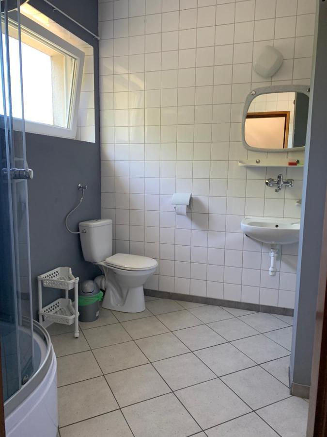 Pokoje Goscinne U Barbary Władysławowo Exteriör bild