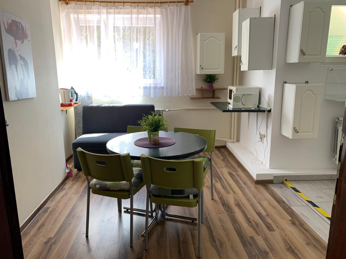 Pokoje Goscinne U Barbary Władysławowo Exteriör bild